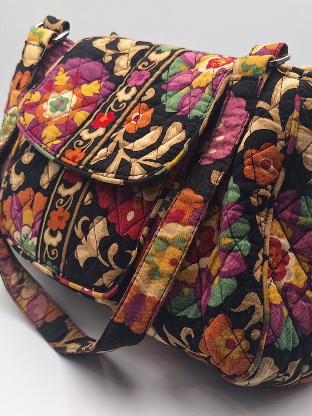 Vera Bradley Frannie Retired Suzani Pattern Shoulder Hand Bag Purse Floral